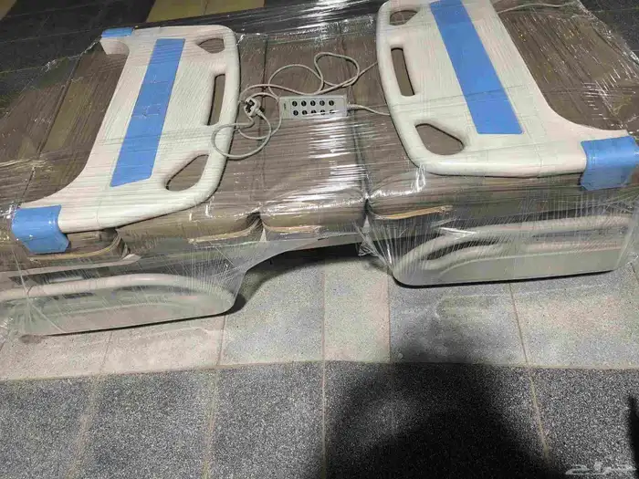 سرير طبي كهربائي فرشه معا مرتبه 1