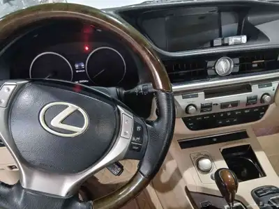 الكزز 350 اي اس موديل2014 8