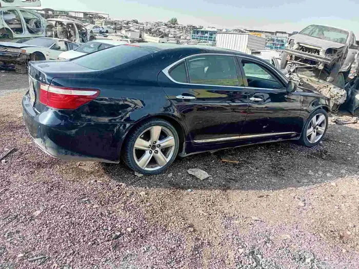 تشليح لكزز Ls 460L 2007 1