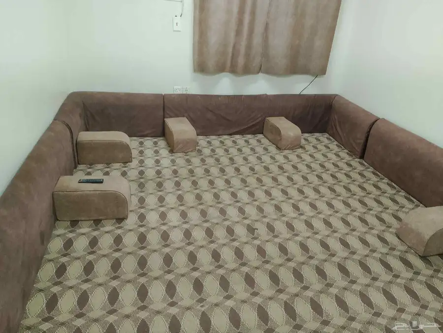 شقق مفروشه عزاب موثثه بالكامل شارع عبدالله ابن مسعود 9