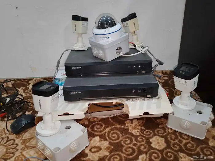 كاميرات العدد 5 مع 2 لسيفر شبه جديد 1