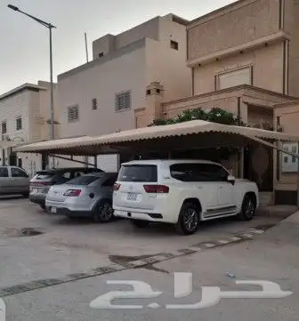 مظلات جلد بي في سي 2