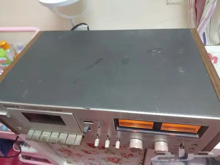 مشغل كاسيت سوني من السبعينات 1