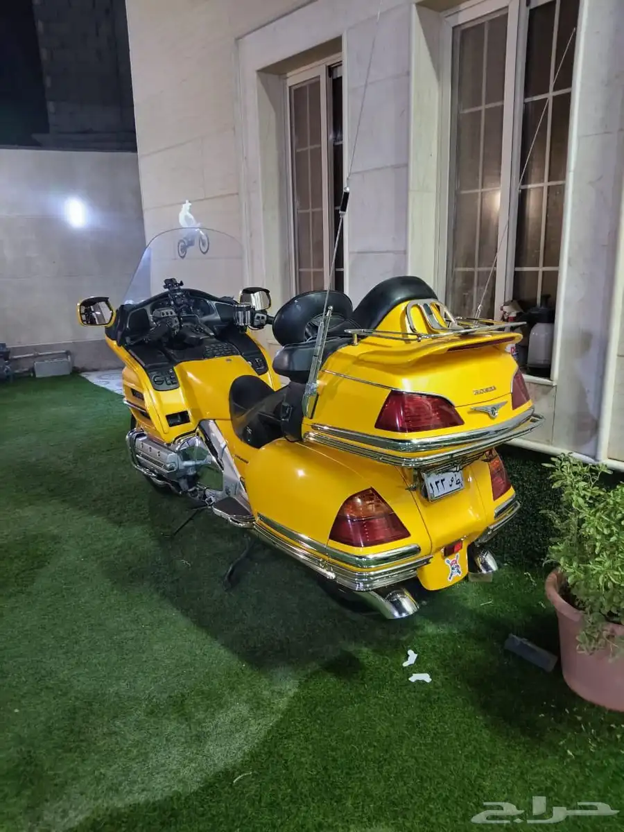 للبيع دباب قولد وينق مديل 2002 0