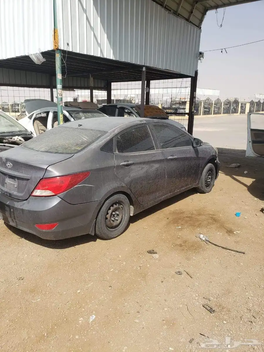 يوجد لدينا قطعا غيار تشليح سيارات هنداي مثل النترا اكسنت سنا 1