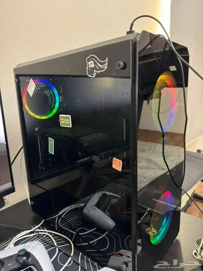 للبيع PC العاب مع ملحقاته 0