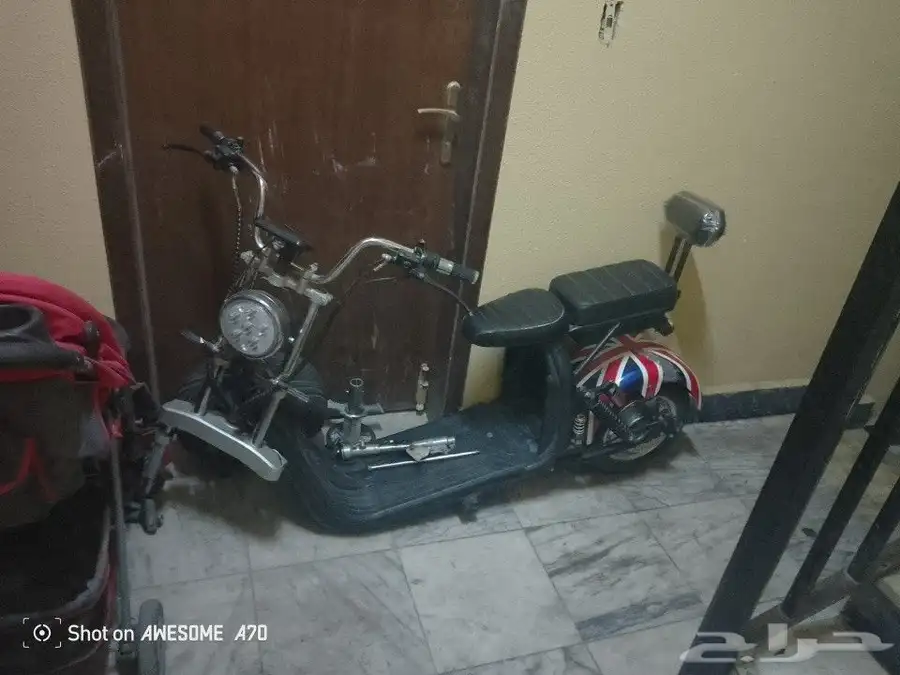 دباب كهربائي فيها القمط فقط بالمساعدات في الدباب شغال 2