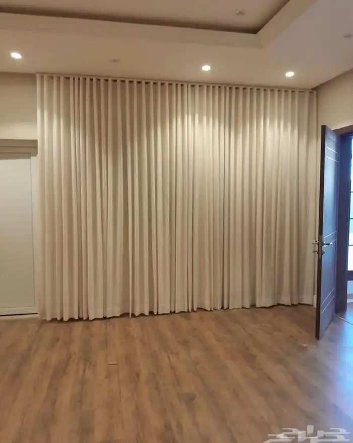 مفروشات الرياض  تفصيل جميع انواع الكنب والجلسات الارضي والس 5