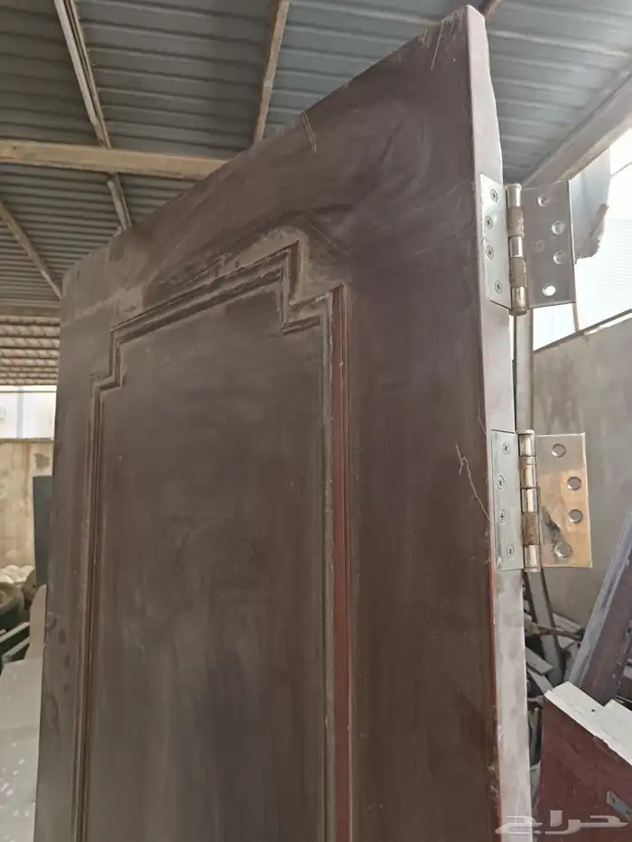 للبيع أبواب خشبية عدد 92 باب بسعر مميز الدمام 4