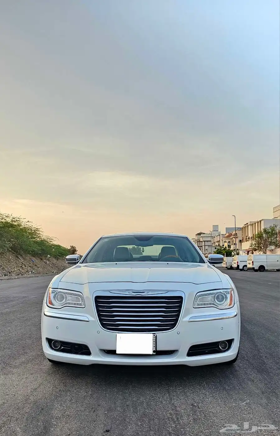 كرايزلر C300 موديل 2014 فل كامل لمتيد 1