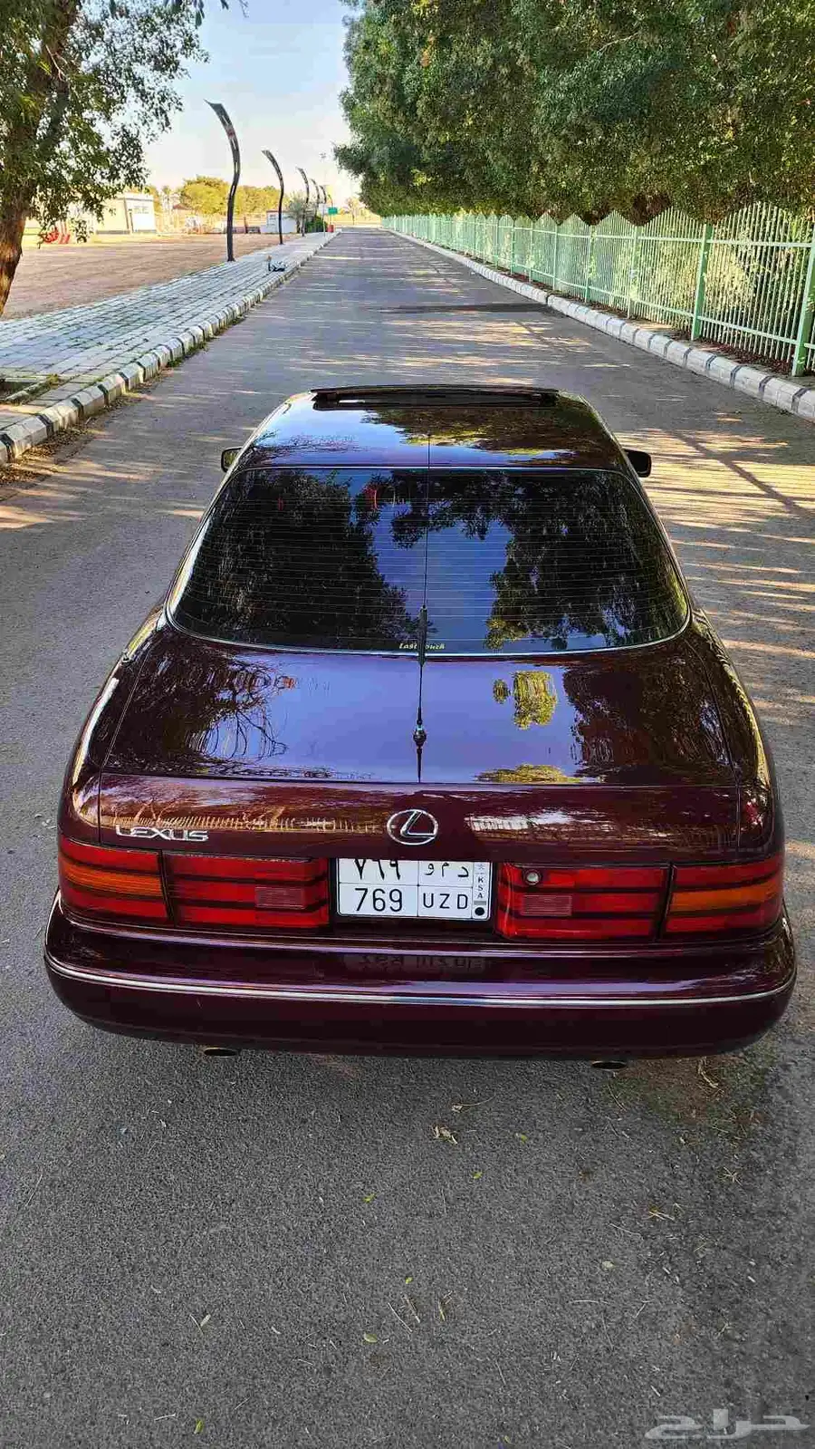 لكزس LS400 مخزن وكالة 10