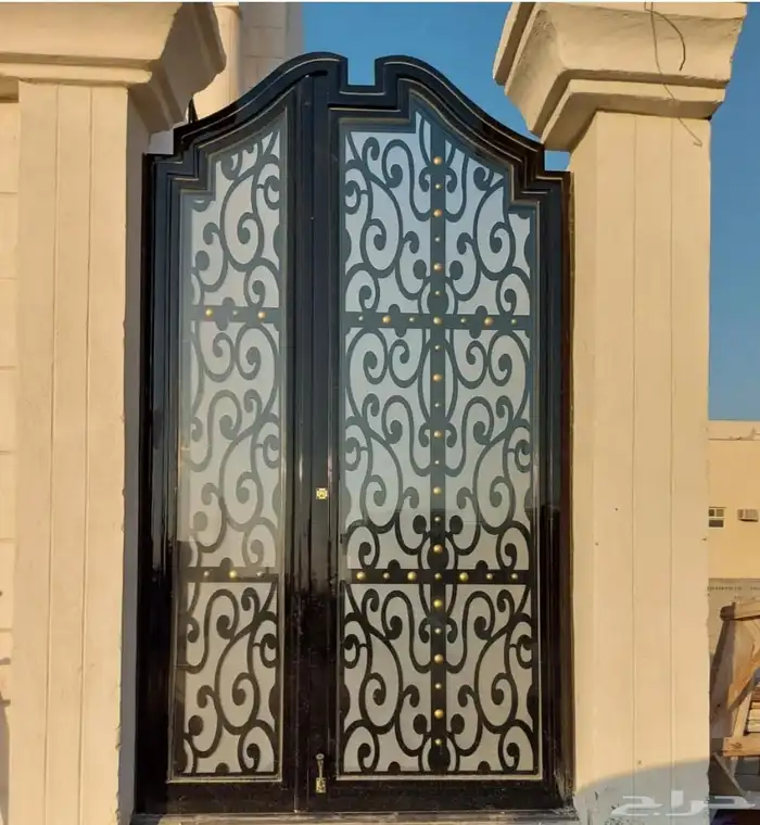زجاج وأبواب المونيوم للتواصل 8