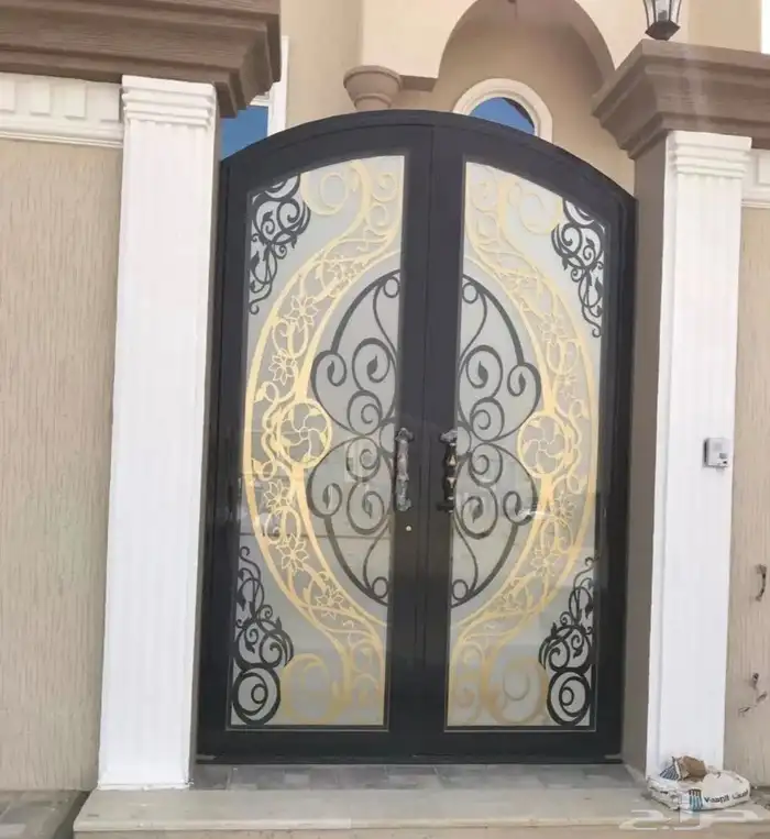 زجاج وأبواب المونيوم للتواصل 9