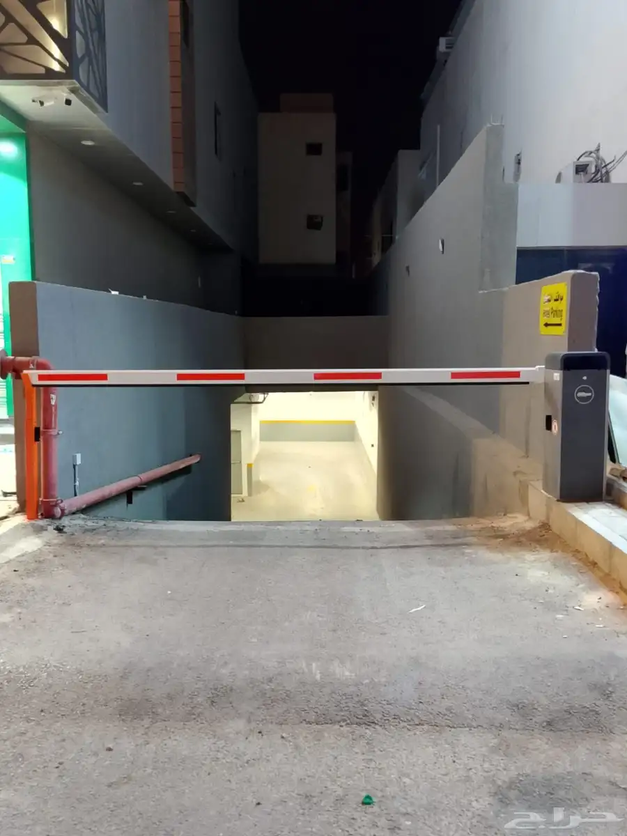 بوابة مواقف إلكترونية أوتوماتيكية   Automatic Parking Barri 5