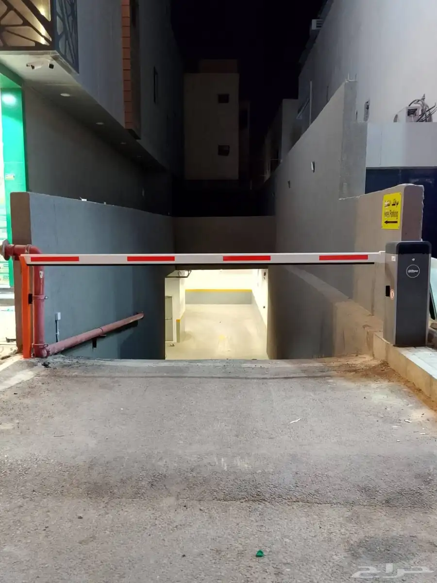 بوابة مواقف إلكترونية أوتوماتيكية   Automatic Parking Barri 6