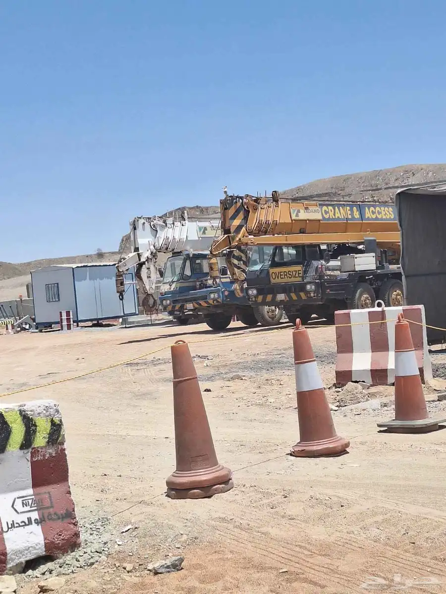 تاجير جميع احجام الكرينات شهري يومي يوجد سواقين ذو خبره 2
