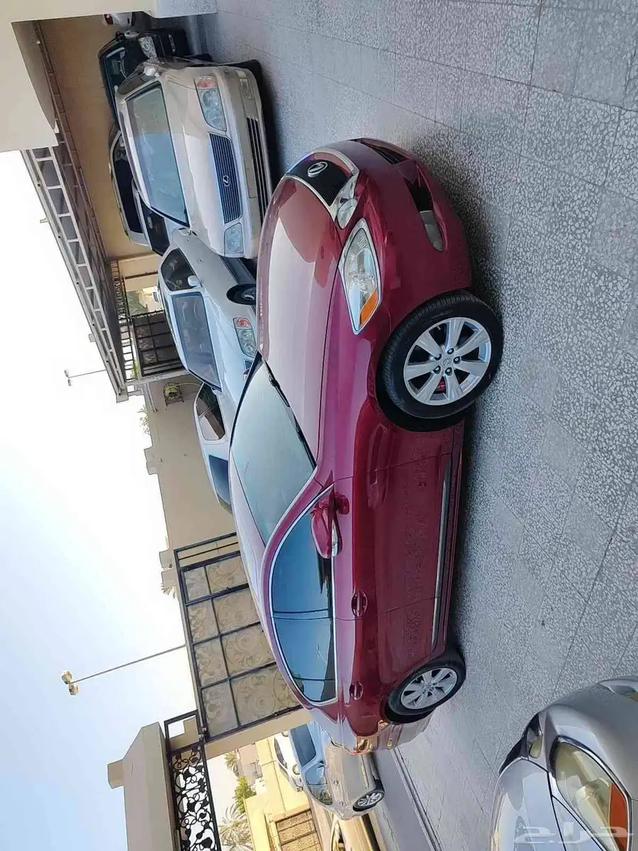 للبيع لكزس جي اس في دبي 2