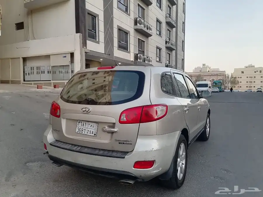 للبيع هونداي سنتافي الموديل 2008 بحالة ممتازة جدا 10