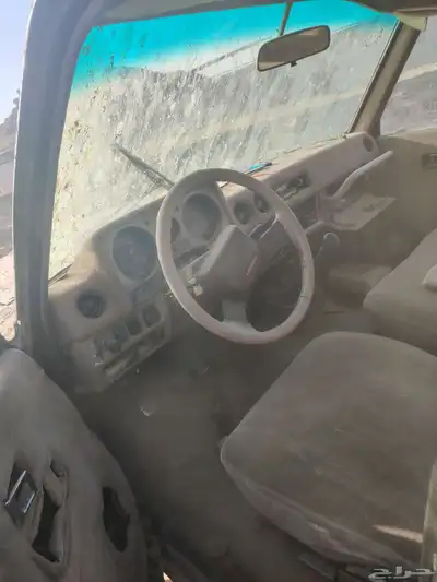 تويوتا جيب موديل 86 للبيع قطع 2