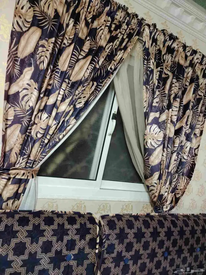 كنب عربي للبيع نظيف وشبه جديد 3