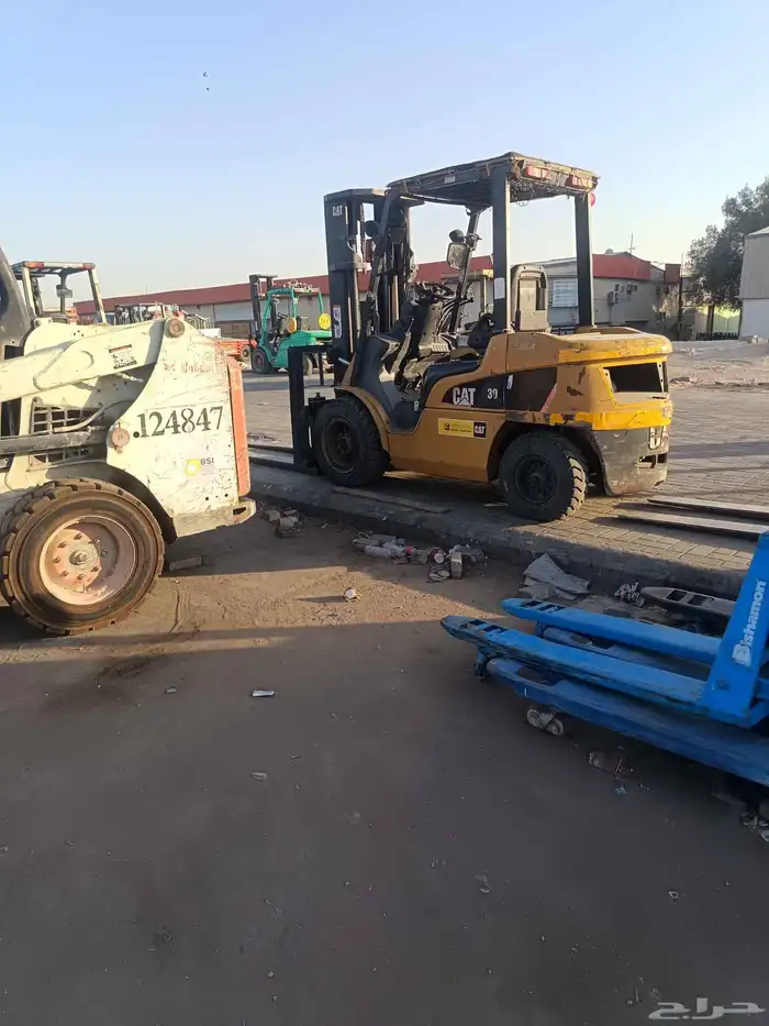 معدات رفع كرينات رافعات شوكية 7