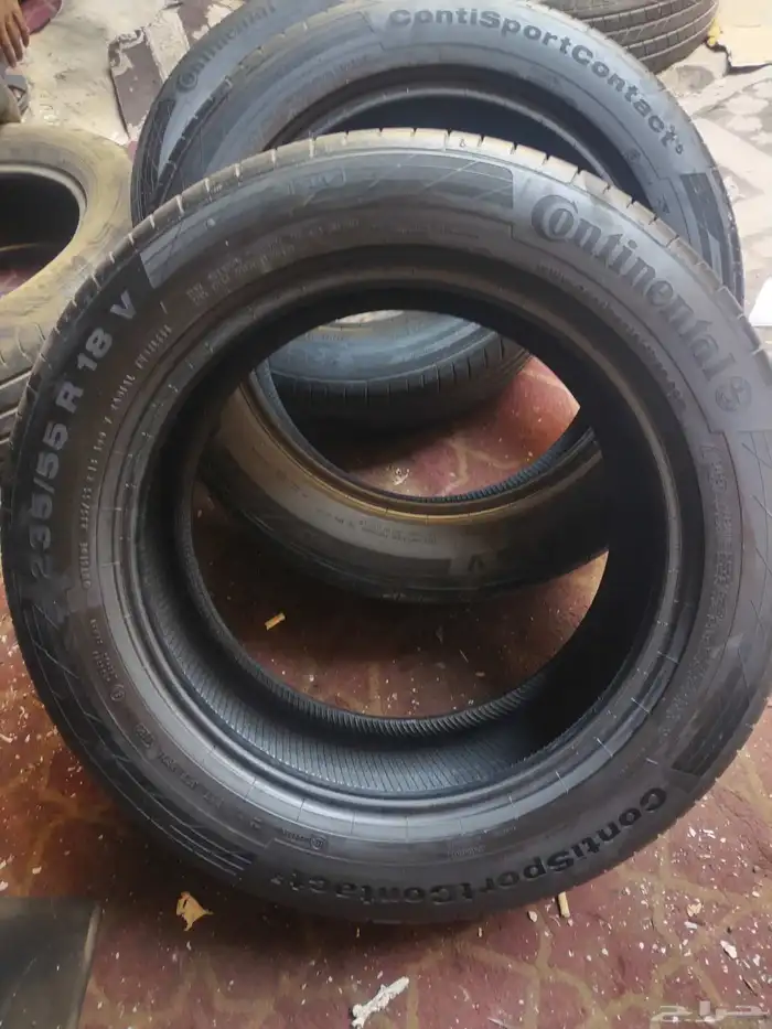 أربع كفرات كنتننتل روماني اصلي 235 55 18 11