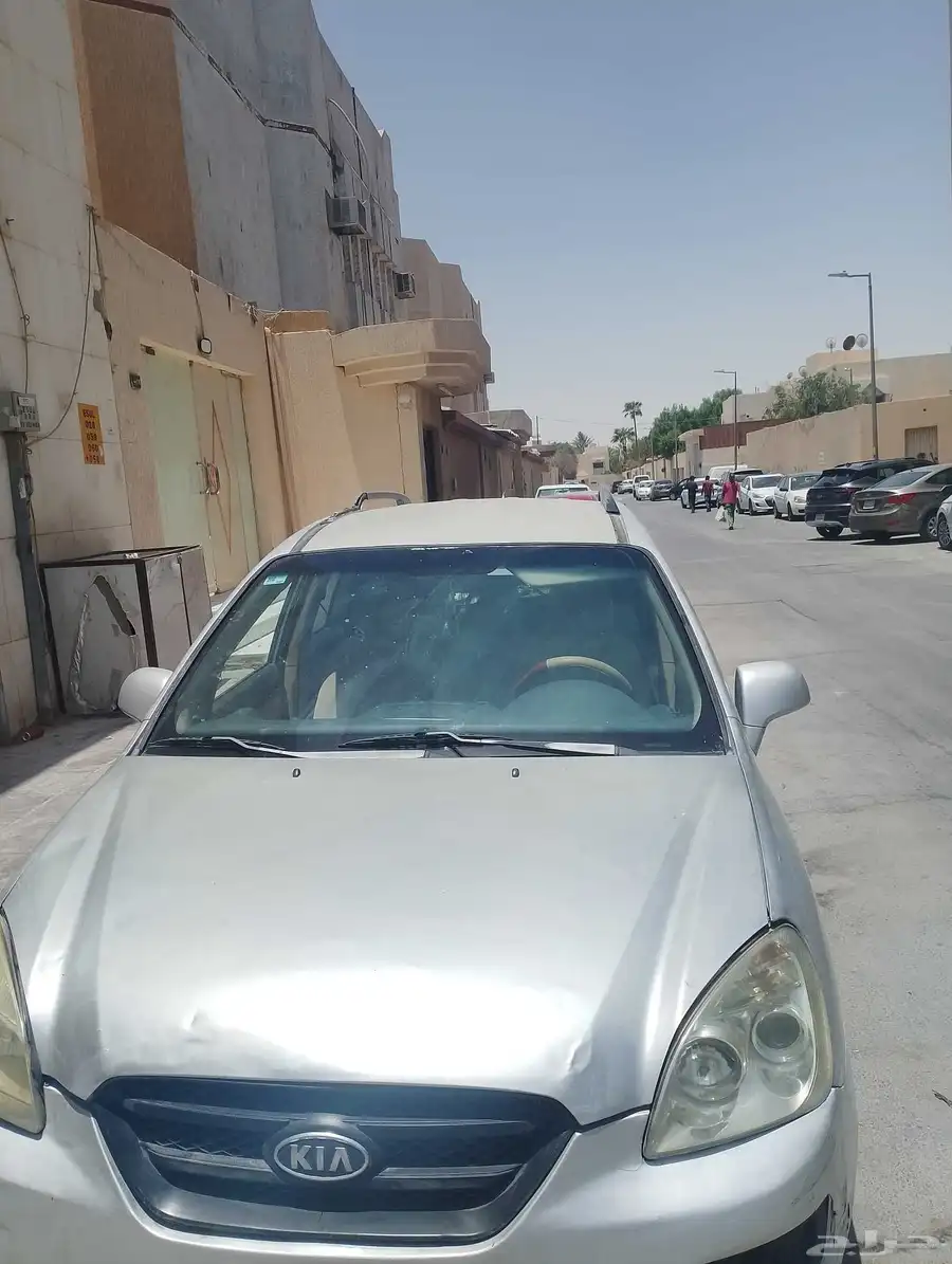كيا كارينز موديل 2009 5
