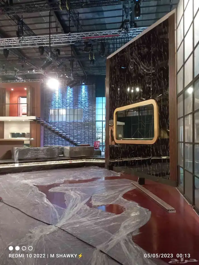 استيج مع كونتر استقبال حسب التصميم المطلوب مع بديل رخام 3