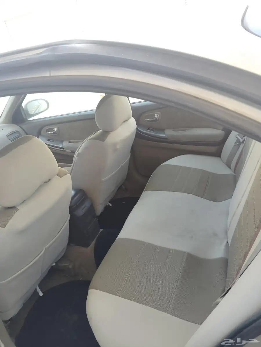 Nissan maxima 2001 4