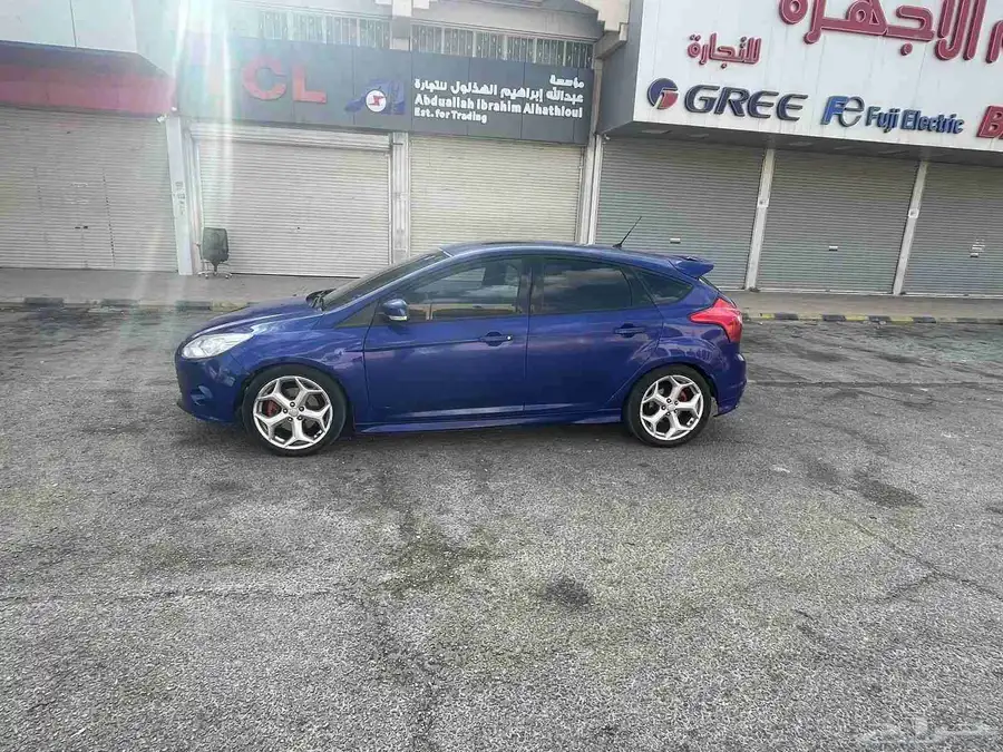 للبيع فوكس فورد st موديل 2013 4