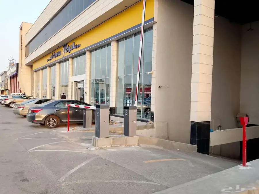 بوابة مواقف إلكترونية أوتوماتيكية   Automatic Parking Barri 3