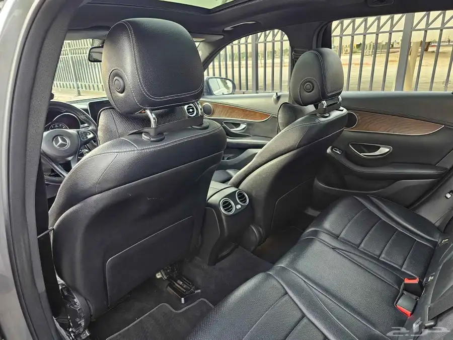 مرسيدس GLC250 موديل 2016 25