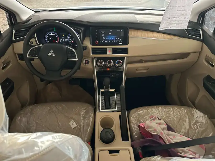 ميستوبيشي اكسباندر موديل 2025 كاش وتقسيط ع جميع البنوك 3