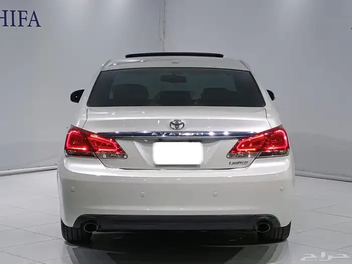 تويوتا افالون ليمتد 2012 9