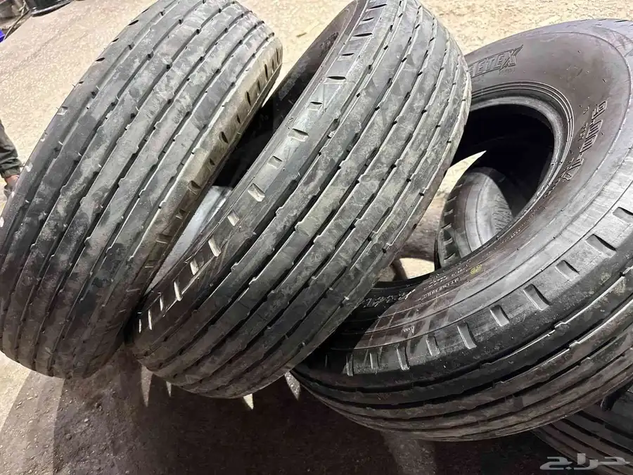 كفرات بالون نضيفه مره نوع الكفرات زيتكس مقاس 17 يركب على جي 6