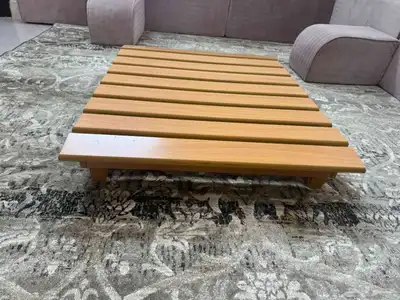 طاولة تفصيل نظيفة خشب أصلي في بريدة بسعر 200 ريال سعودي 0
