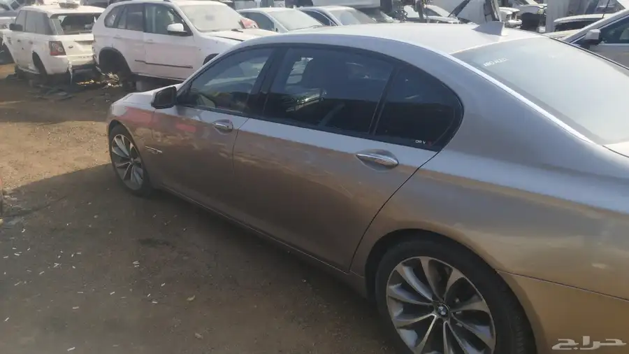 تشليح بي ام مديل 2010حجم 740 0
