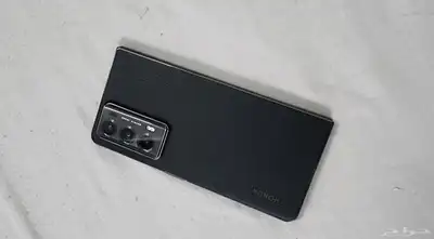 Honor Magic V2 2