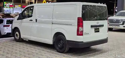 باص بضاعه 2025 سقف عادي ديزل 6