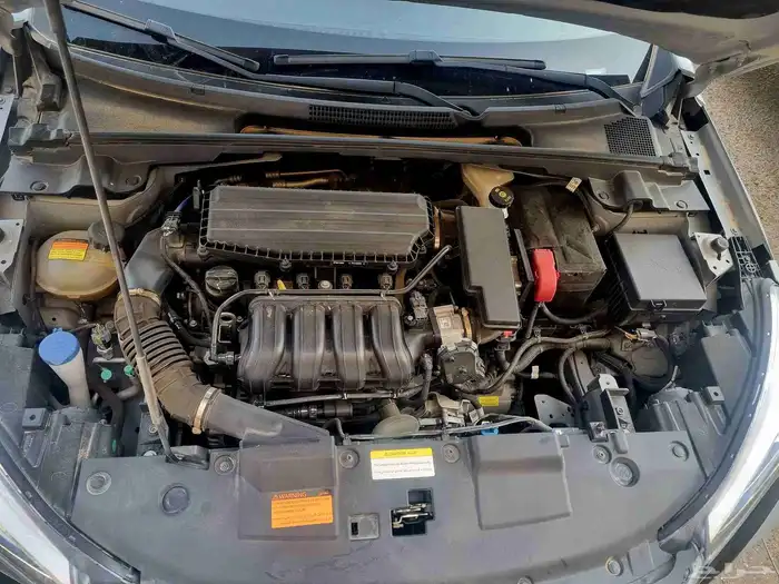 للبيع سيارة دونج فينج (Dongfeng) 1