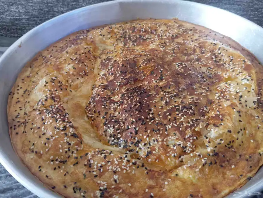 عرض بنت الصحن مثلث 5يال صحن دائري 10 ريال 40وسط 50كبير 1