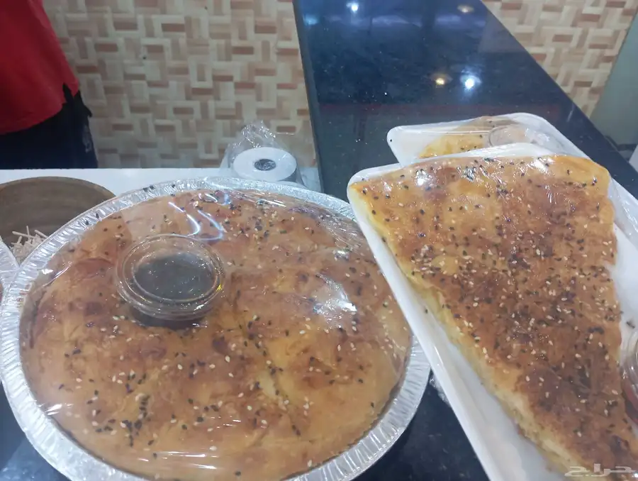 عرض بنت الصحن مثلث 5يال صحن دائري 10 ريال 40وسط 50كبير 0