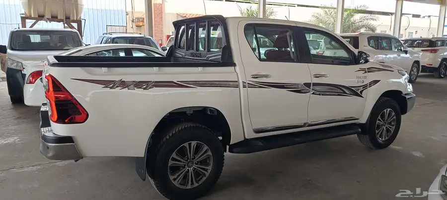 Toyota Hilux 2025 3