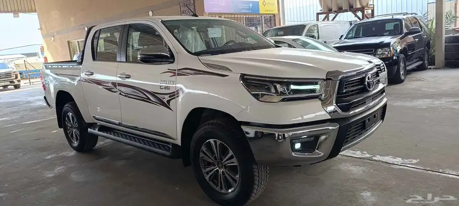 Toyota Hilux 2025 1