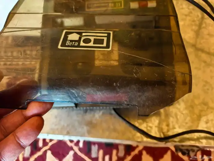 جهاز كهربائى يطوي شريط الفديو الصغير يمين ويسار زمن الطيبين 1