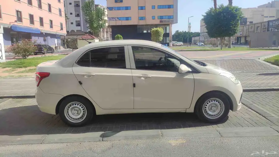 هونداي اي تن grand i10 3
