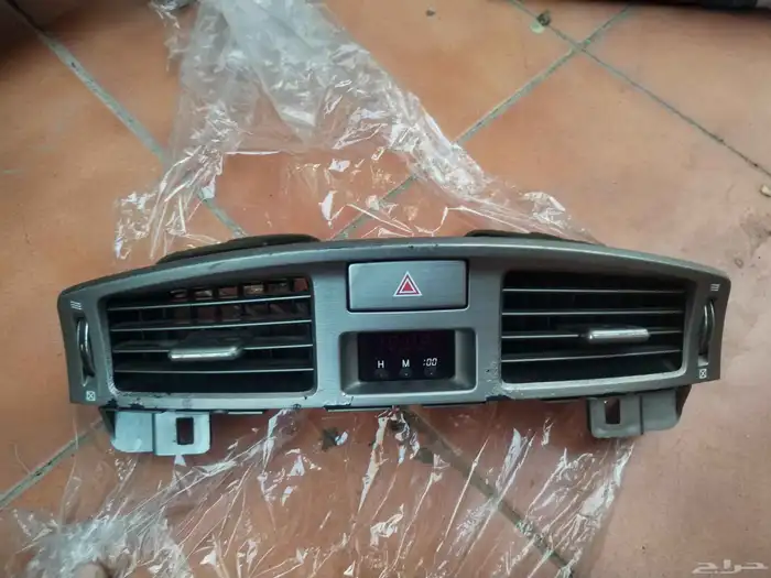 للبيع هويات مكيف افالون موديل 2012 اصلي مستعمل 0