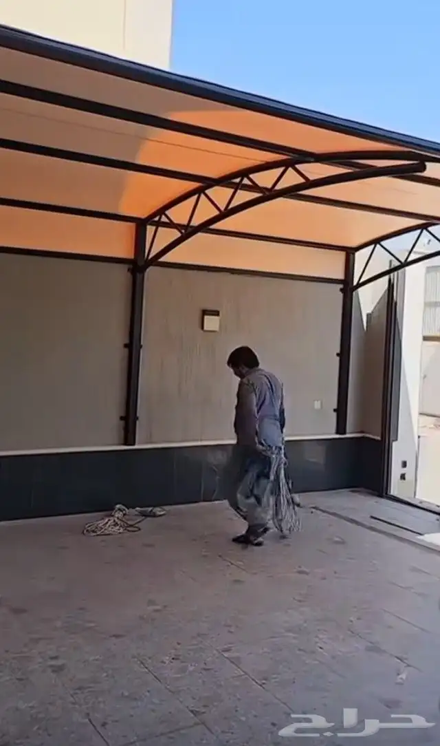 ورشه  مركز الادنان حداد المنيوم  باب   حديده   خارجي   مدخل 0