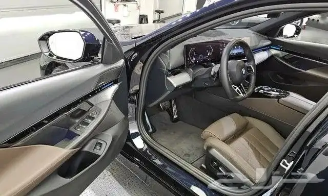 BMW 520I M Sport 2024 استيراد من كوريا - العصيمي للاستيراد 6
