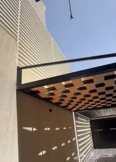 ورشه  مركز الادنان حداد المنيوم  باب   حديده   خارجي   مدخل 3